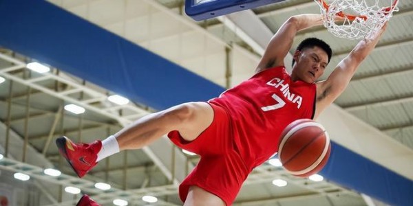 kaiyun体育网-国家队征程“屡战屡败”！上海24岁锋线这一次能冲击最终12人吗？