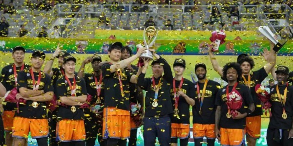 kaiyun安全登录-卫冕成功后，这支上海男篮还能带来更多惊喜？