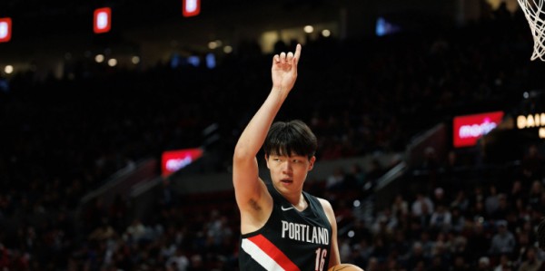 kaiyun体育网-杨瀚森第21场DNP：全场板凳坐穿 见证开拓者无缘23分逆转