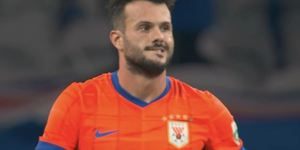 开云体育首页-CCTV16直播！泰山大战国安，中超金银靴对攻，取胜=摆脱负分开局