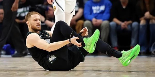 开云体育首页-迪文报销华子伤退，森林狼拼下最悲壮的胜利