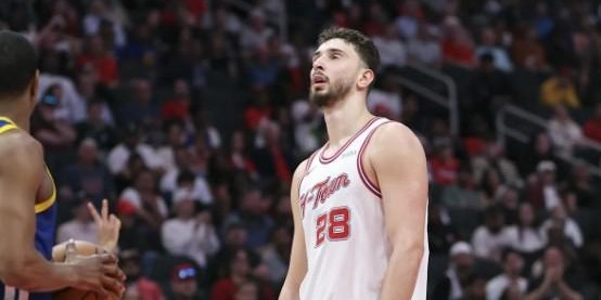 kaiyun安全登录-帕金斯：申京的防守让我恶心，马刺连续点名打他15个回合