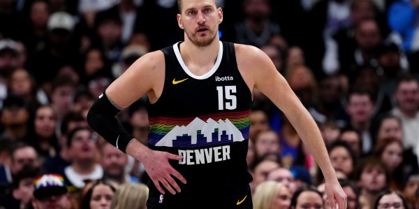 kaiyun体育网-NBA彩经：湖人拿下太阳 火箭击退森林狼 抢八之争开拓者胜快船