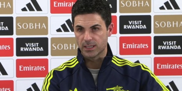 kaiyun体育网-为何没选舍什科？塔帅：约克雷斯当时是最佳选择，我们必须做决定