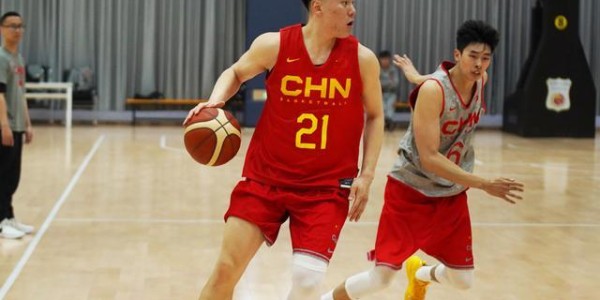 kaiyun体育网-国家队征程“屡战屡败”！上海24岁锋线这一次能冲击最终12人吗？