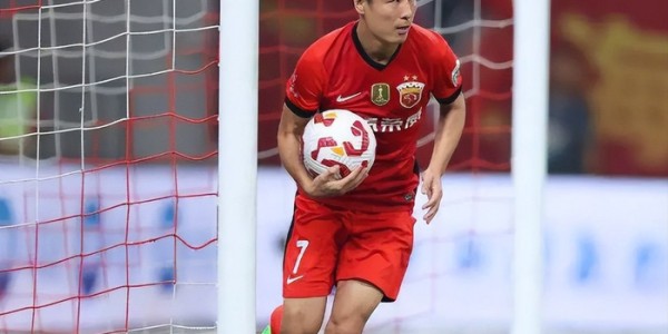 kaiyun正规平台-大鱼来了！海港祭重磅引援，锋线添420万欧超级锋霸，武磊迎最强搭档|上海海港|萨尔达尼亚|成都蓉城|贝尔格莱德游击|加布里埃尔-保利斯塔_新浪体育_新浪新闻